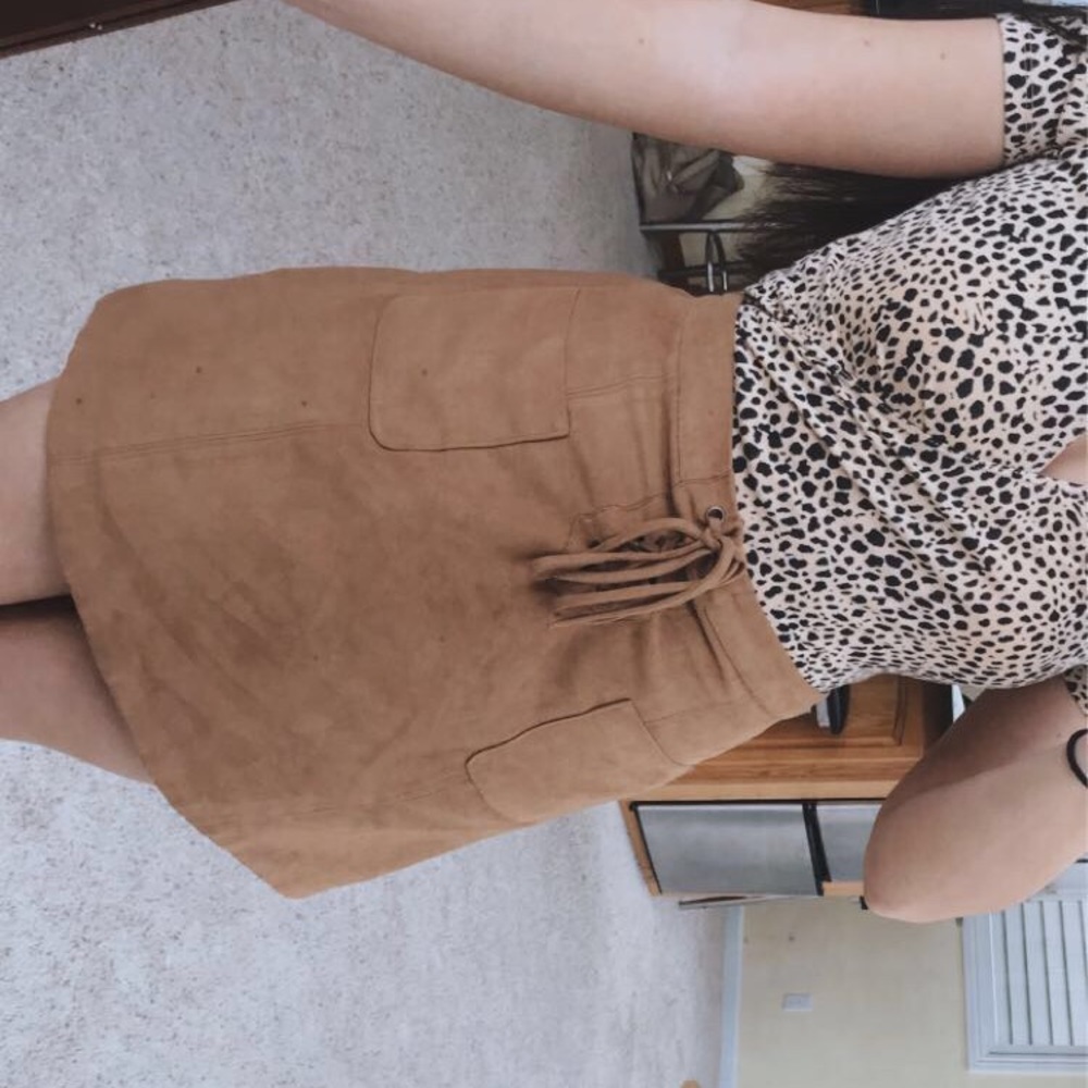 TAN SUEDE SKIRT FROM HOLLISTER
